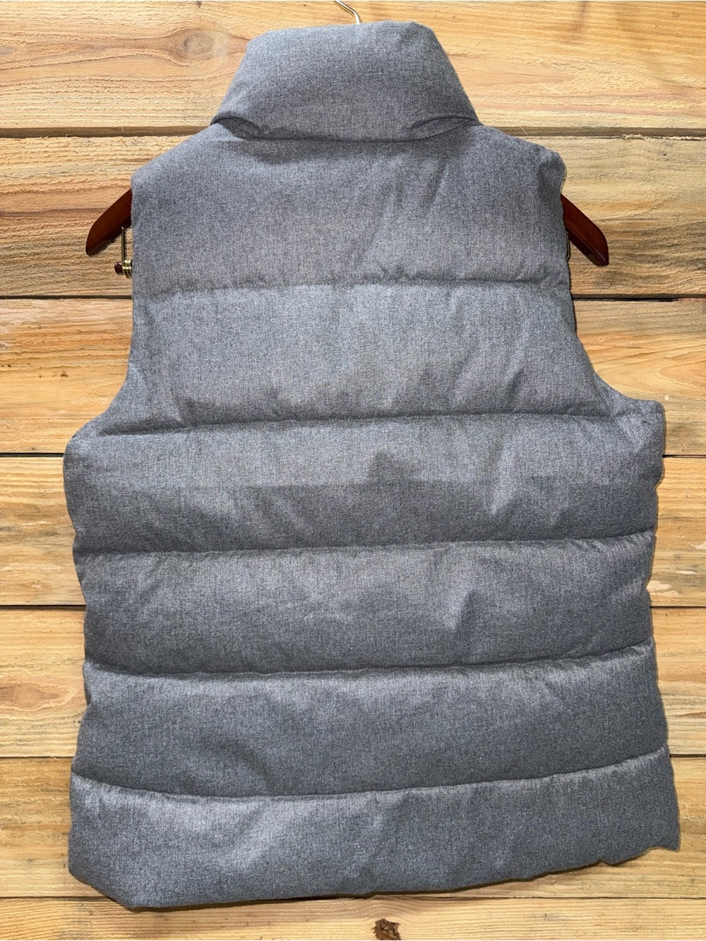 Old Navy Women’s Gray Quilted Puffer Vest, Medium - Picture 2 of 4